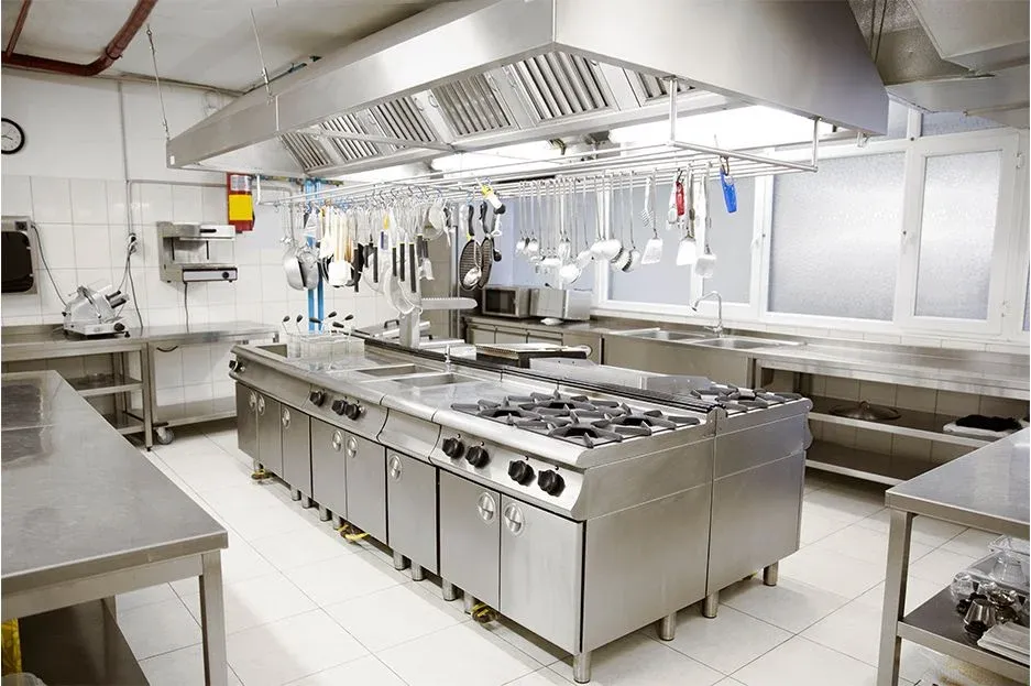 1-what-is-a-commercial-kitchen.webp