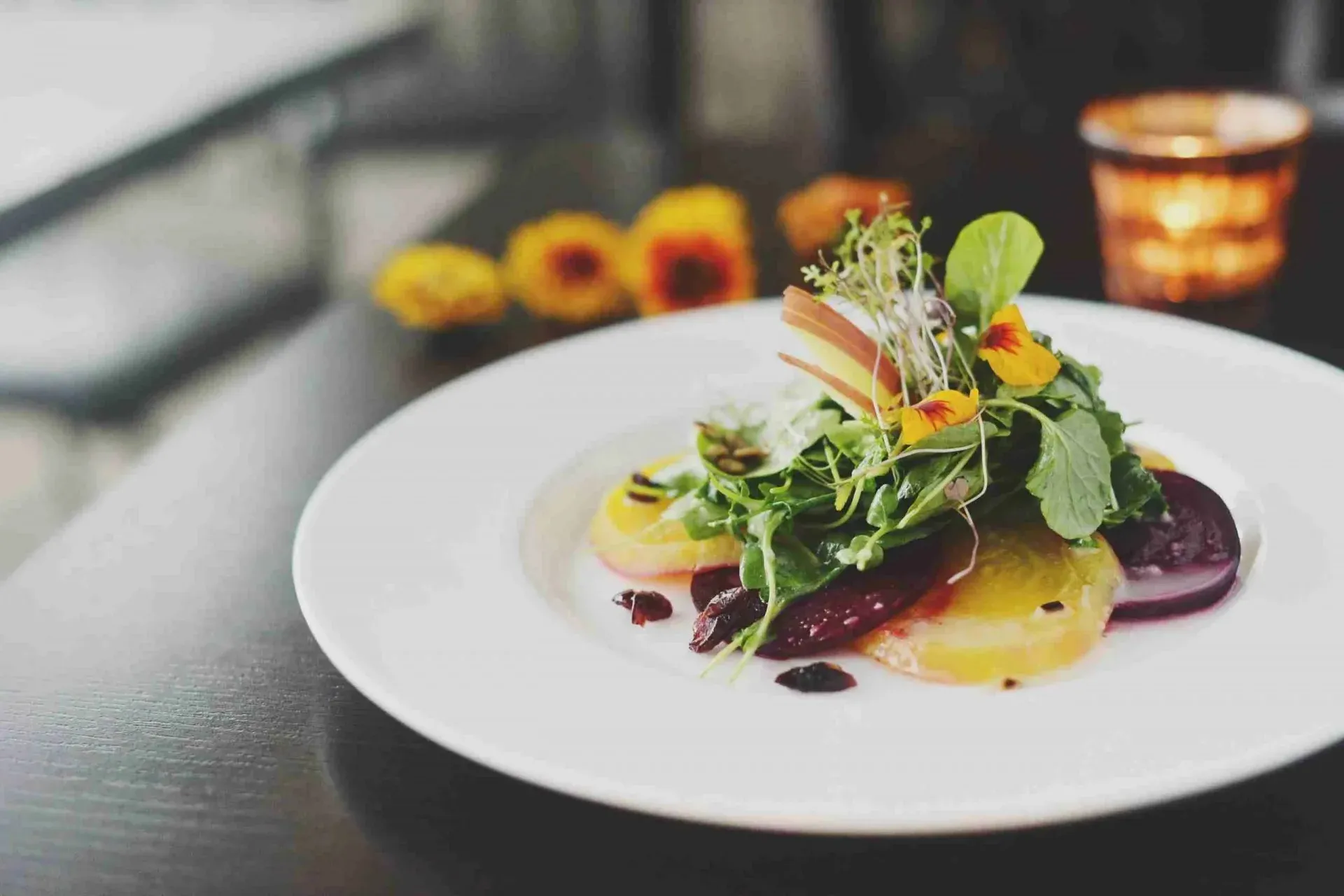 ALT: food presentation matching plating style to restaurant concept