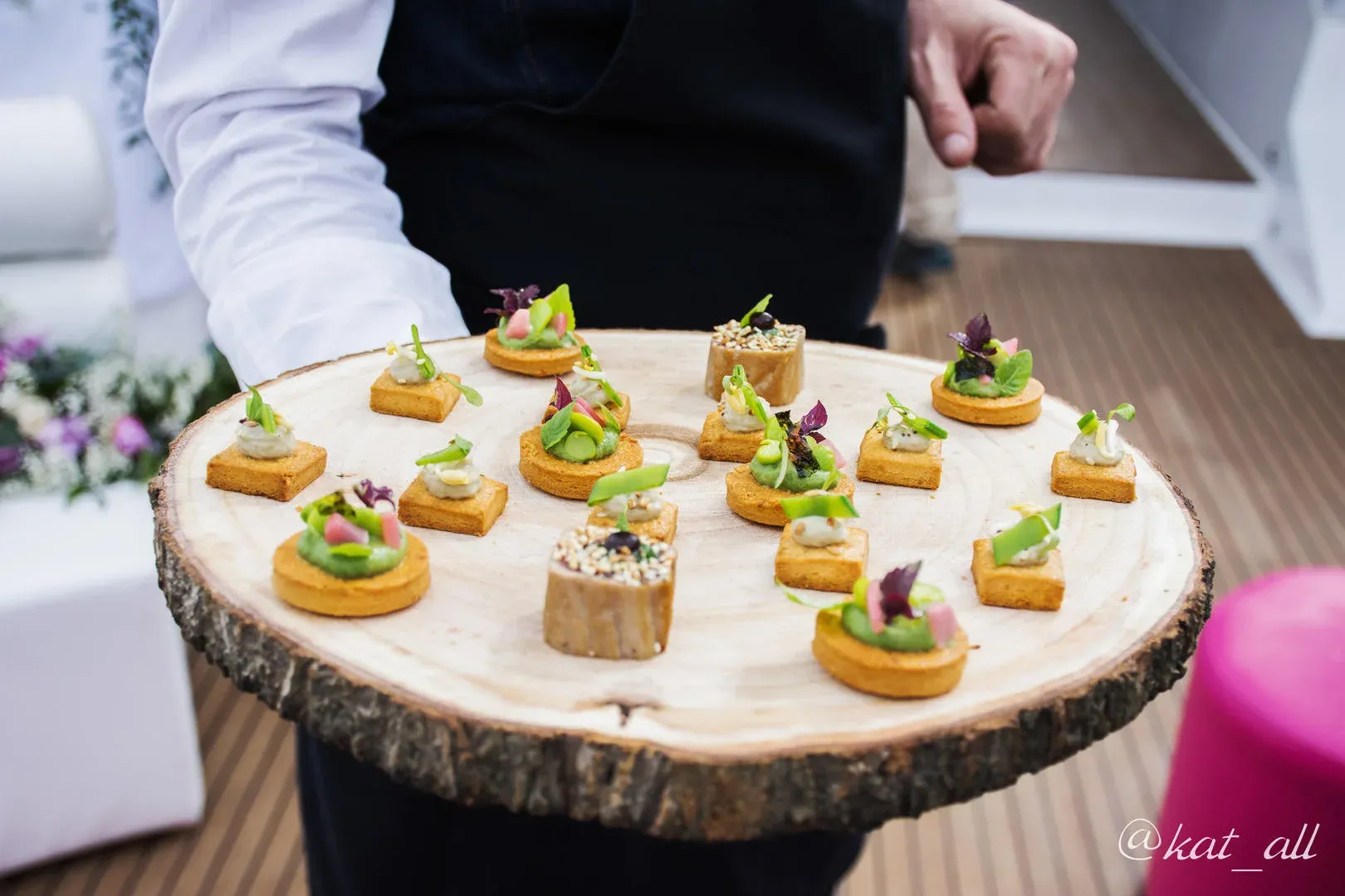 how to get catering clients - catering customer service