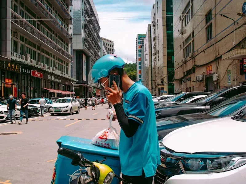 how to start a delivery business - an example photo - in house delivery