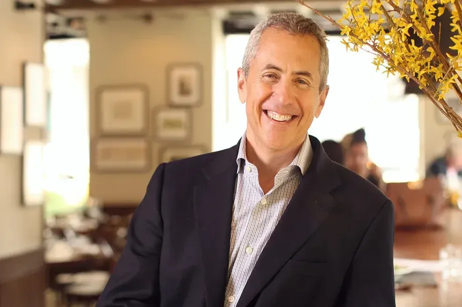 restaurant management books - danny meyer