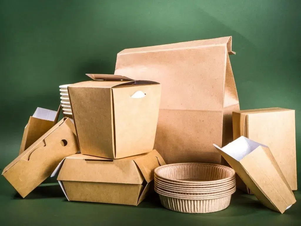 restaurant sustainability - food containers