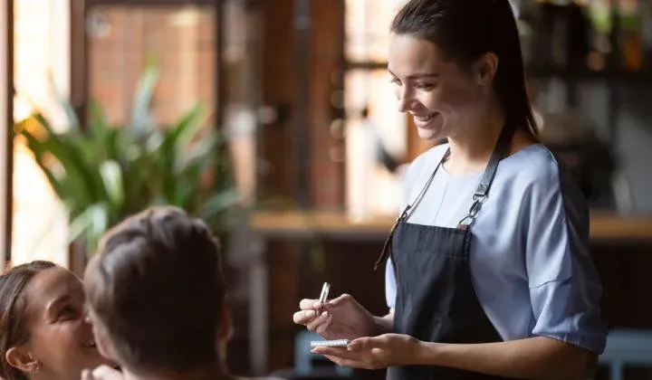 restaurant labor cost - waitress