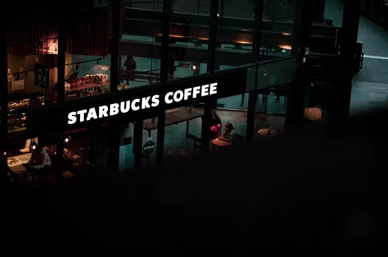 popular chain restaurants - starbucks restaurant photo