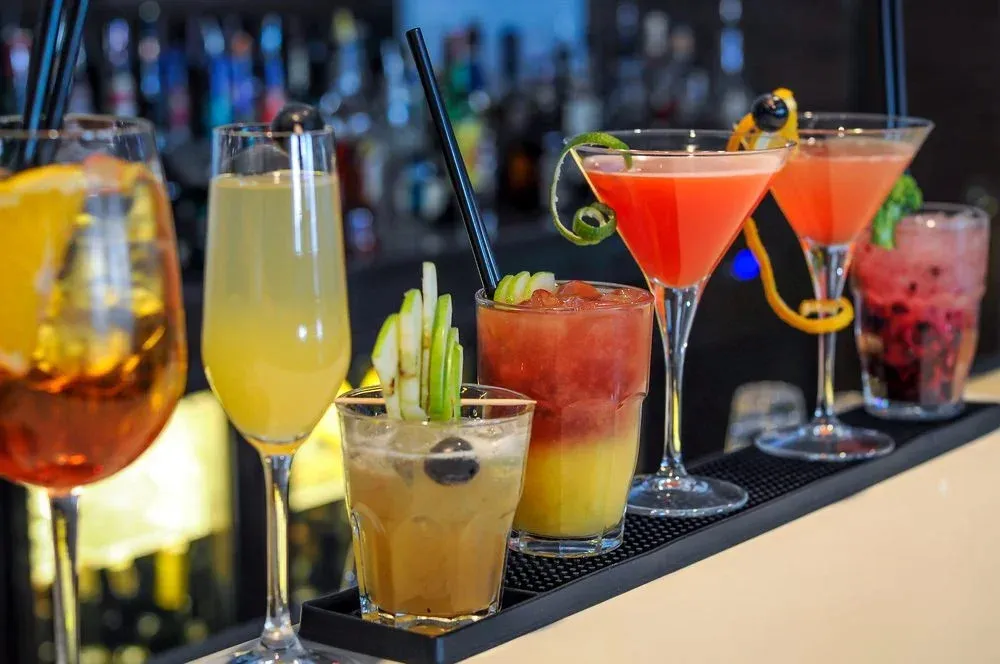 how to open a bar with no money - mixing drinks