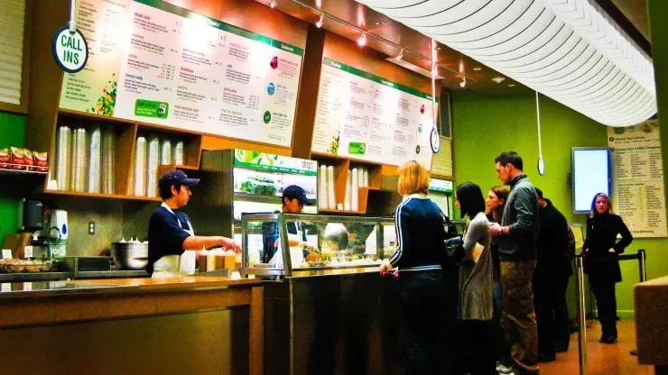 fast casual vs fast food - restaurant example