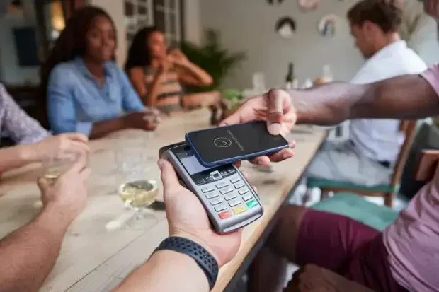 self service restaurant - contactless payments