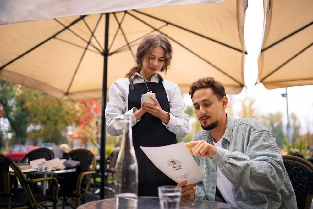restaurant p&l customer service in a restaurant