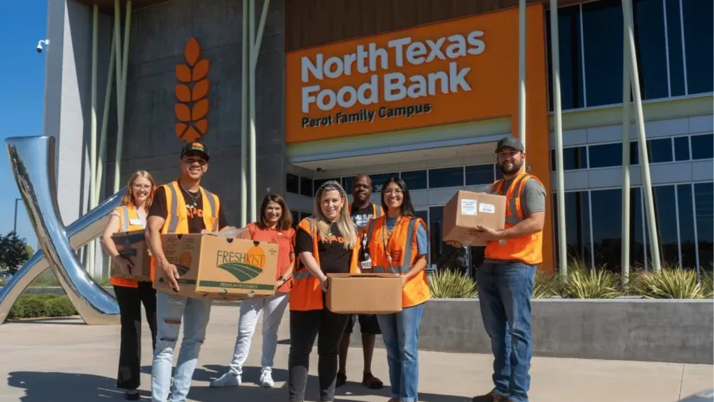 Salad-and-Go-and-North-Texas-Food-Bank-1024x577.webp