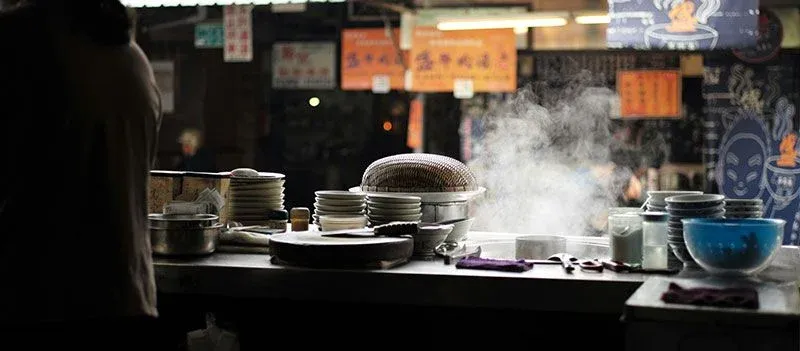 The cost of restaurant utilities like electricity can range from $500 to $2,00 per month