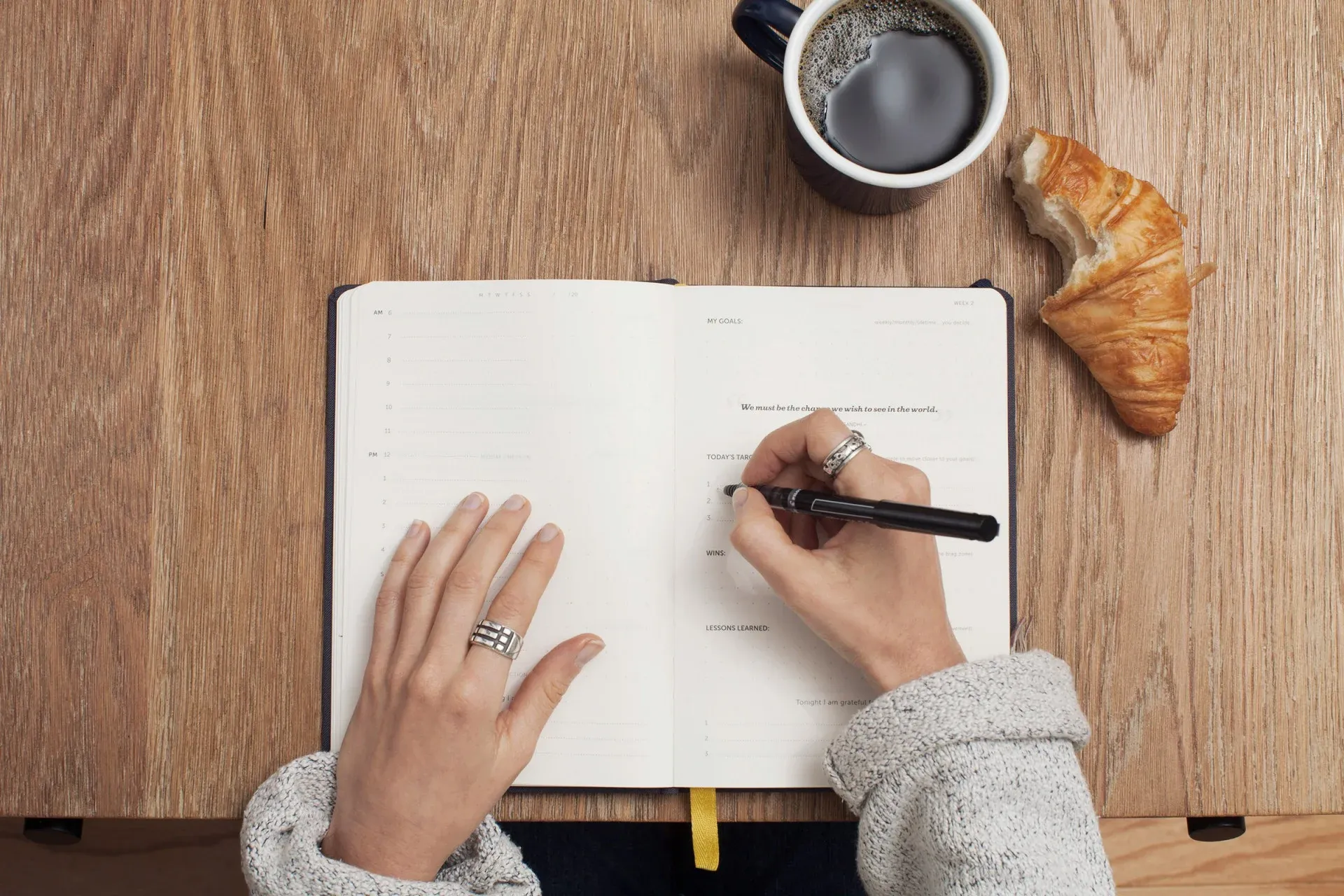 10 Bold Restaurant Mission Statements (Examples & How to Create)
