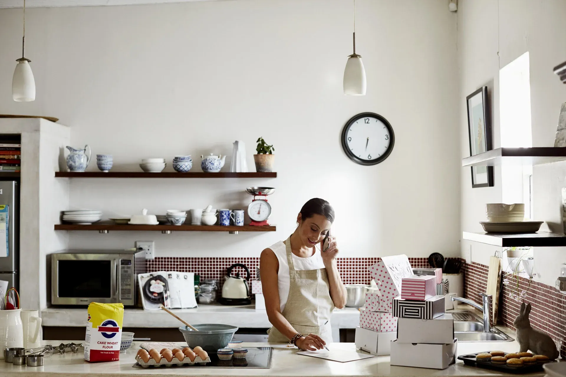 How to start a bakery online begins with planning your logistics