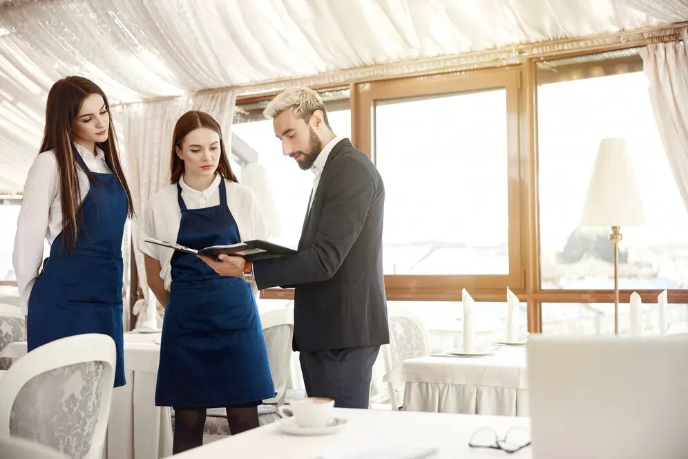 restaurant-manager-resume-restaurant-manager2.webp