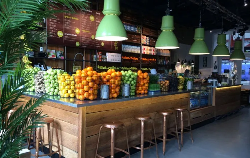 Drinkable foods are one of the more popular top food businesses, as they’re easy to operate and don’t require much space.