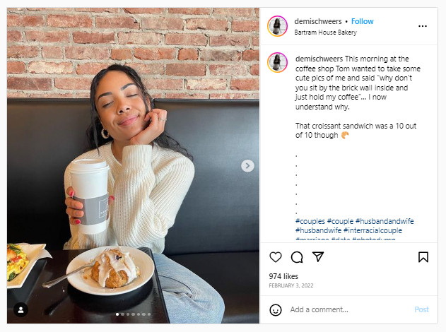 restaurant social media marketing - encouraging check-ins example