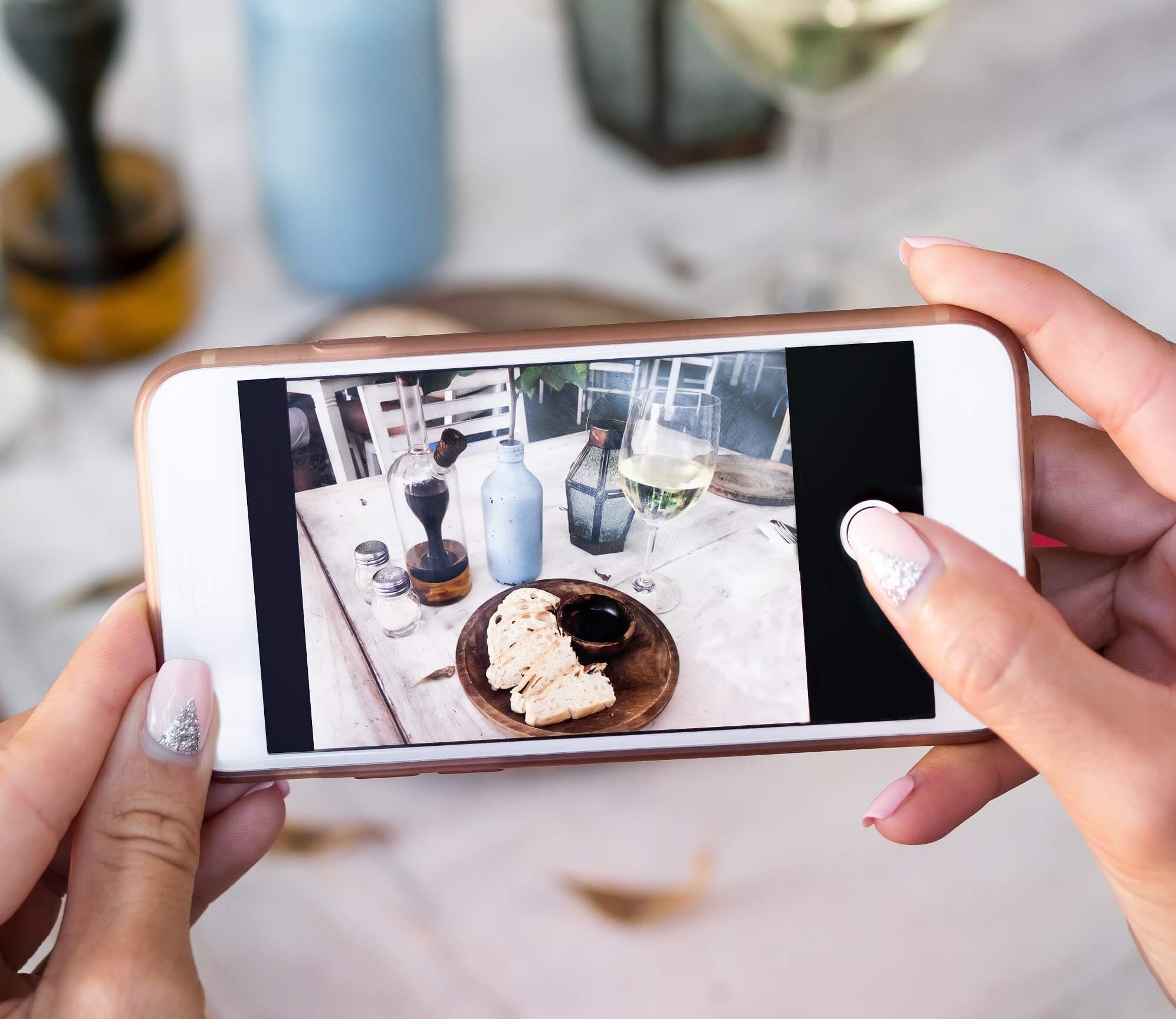 5 social media platforms that help increase restaurant sales | UpMenu