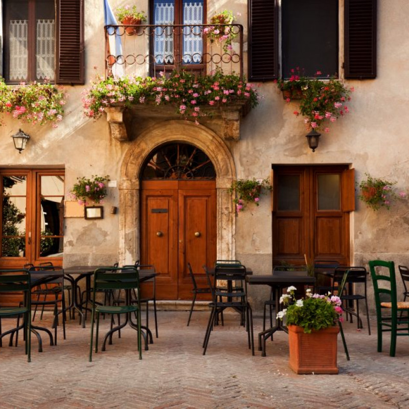 Restaurant in italian discount