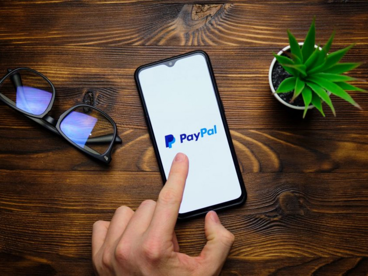 How to Use Paypal in Stores? - 2023 Ultimate Guide for Retailers