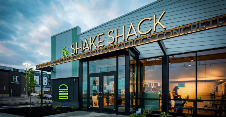 fast casual vs fast food - shake shack