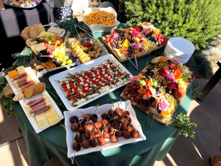 Catering Profit Margin How To Increase Calculate UpMenu catering-profit-margin-how-to-increase-calculate-upmenu