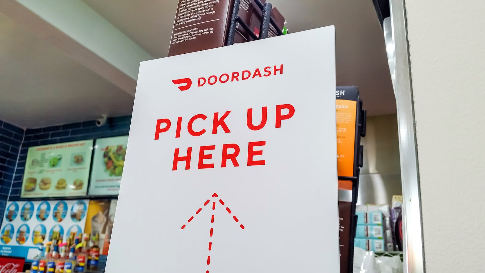 When looking for ways on how to get orders on DoorDash, consider setting up a pickup area.