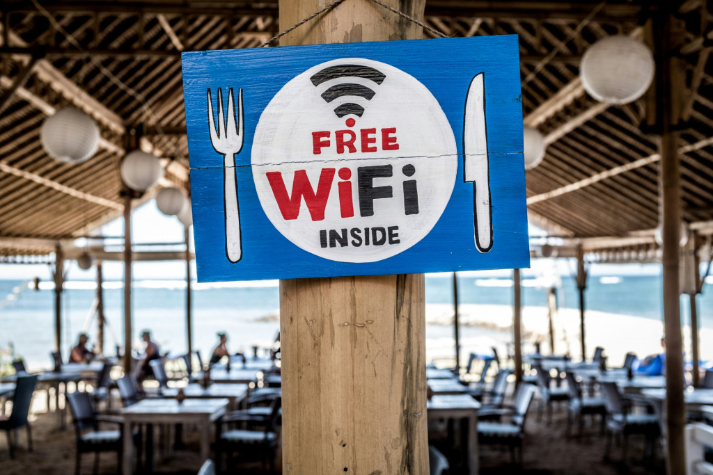 WiFi marketing for restaurants - what is wi fi marketing? Example photo