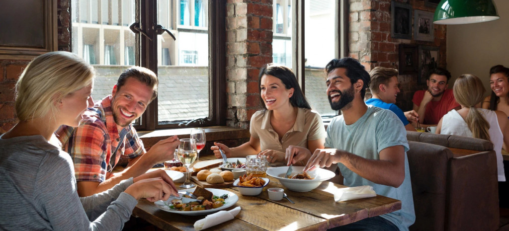 running a restaurant - customers in a restaurant