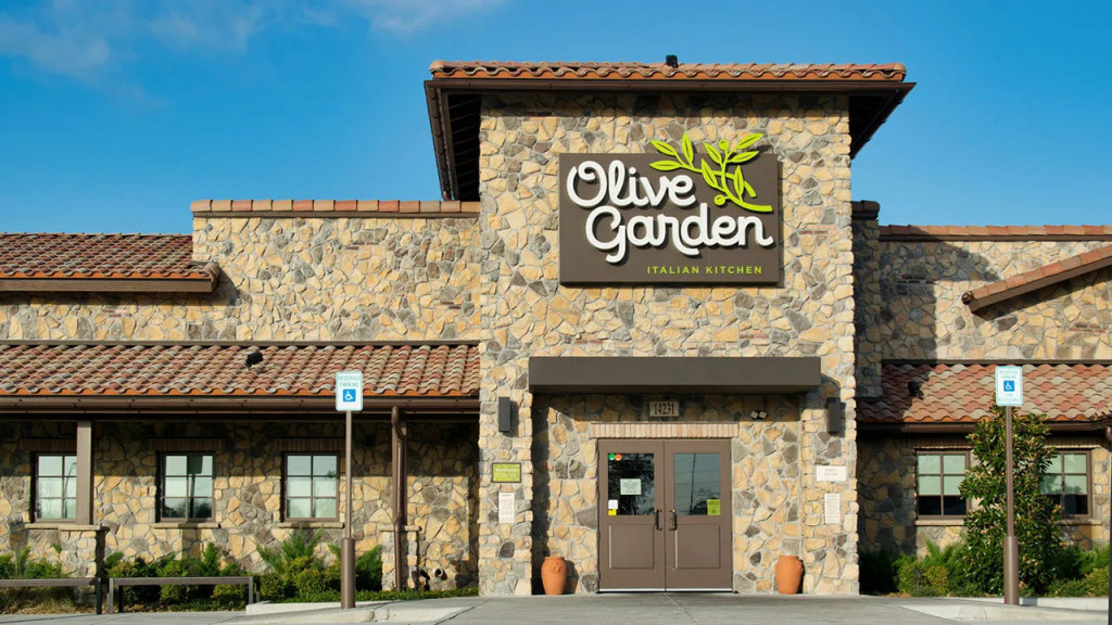 restaurant business model - example photo - olive garden